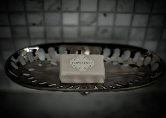 Providence Отель